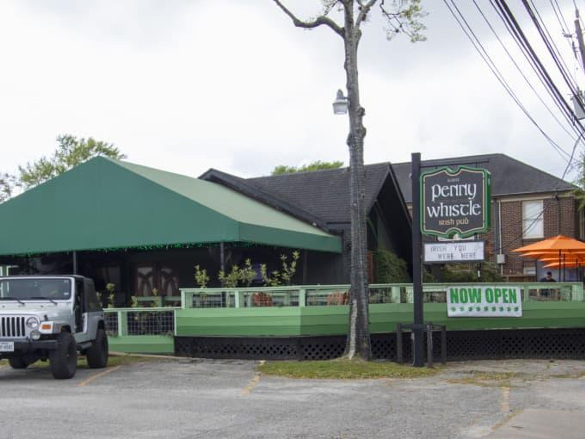 Penny Whistle Pub exterior