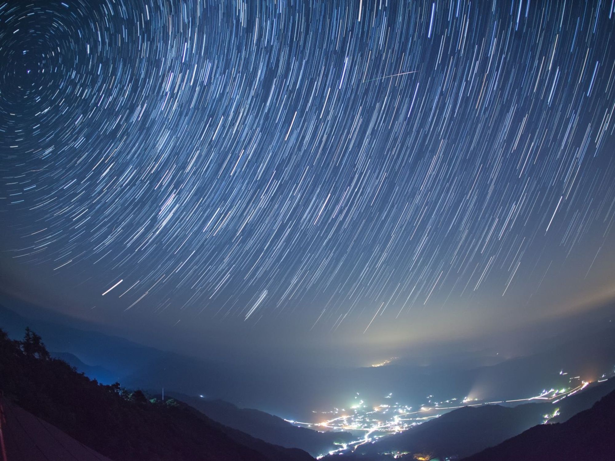 Best places to view the Perseid meteor shower's peak in Central