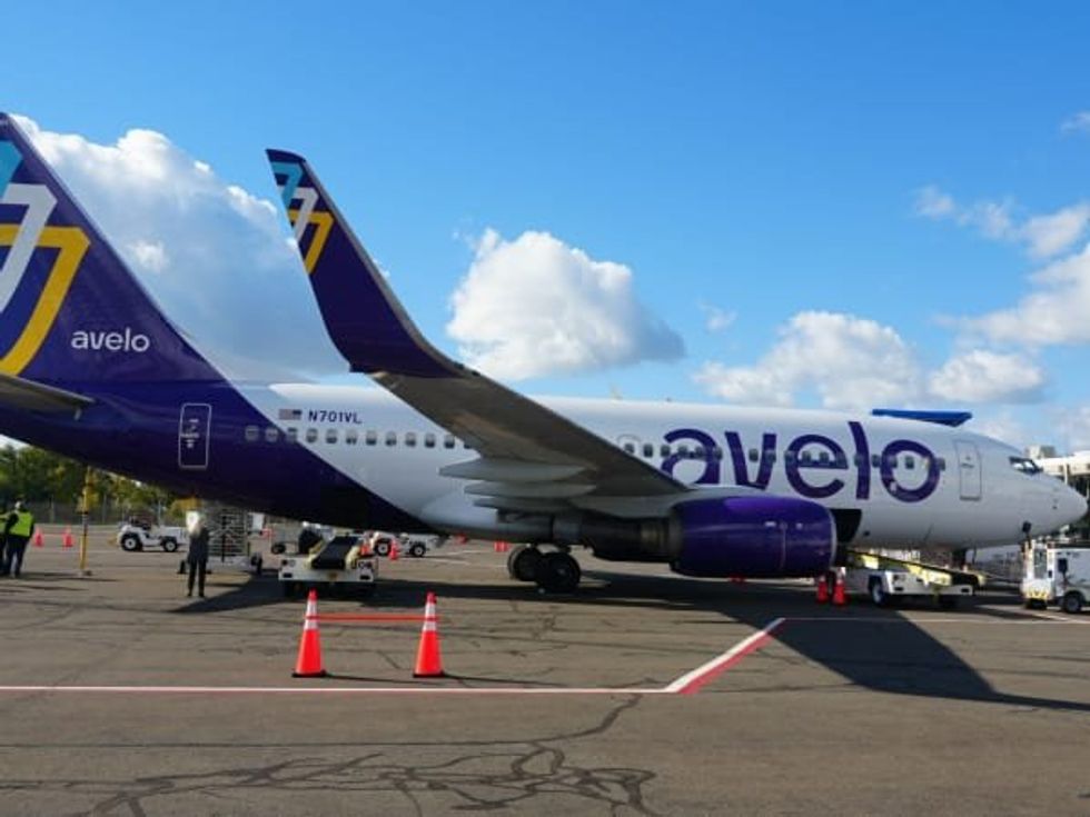 Photo of a Beoing 737 Avelo Airlines plane