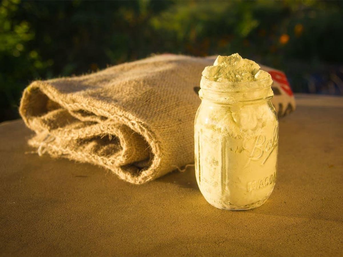 Powdered sulfur and a burlap bag are all that are needed for running