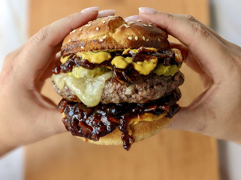 Picnik restaurant bacon jam burger