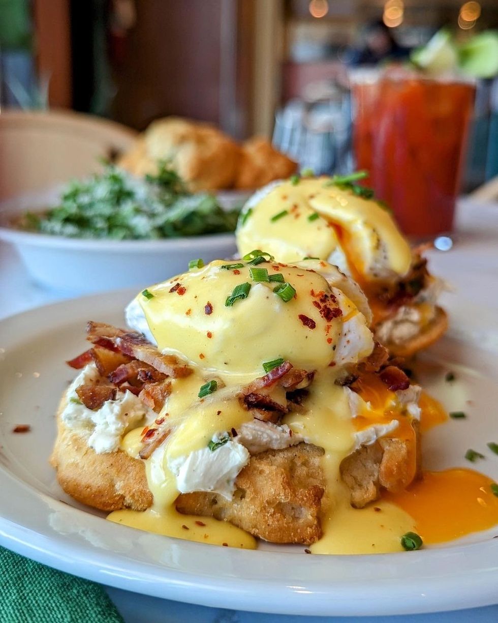 Picnik restaurant benedict