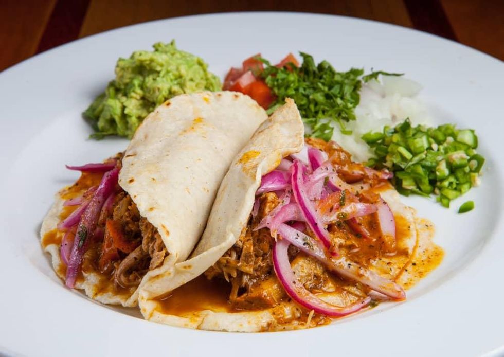 Picos tacos cochinita pibil