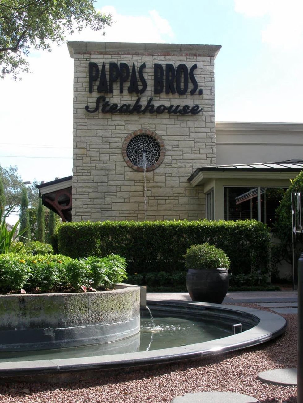Places-Food-Pappas Bros. exterior day