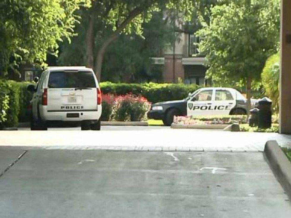 police cars stiletto heel stabbing to death Museum District condo June 2013 RUN FLAT