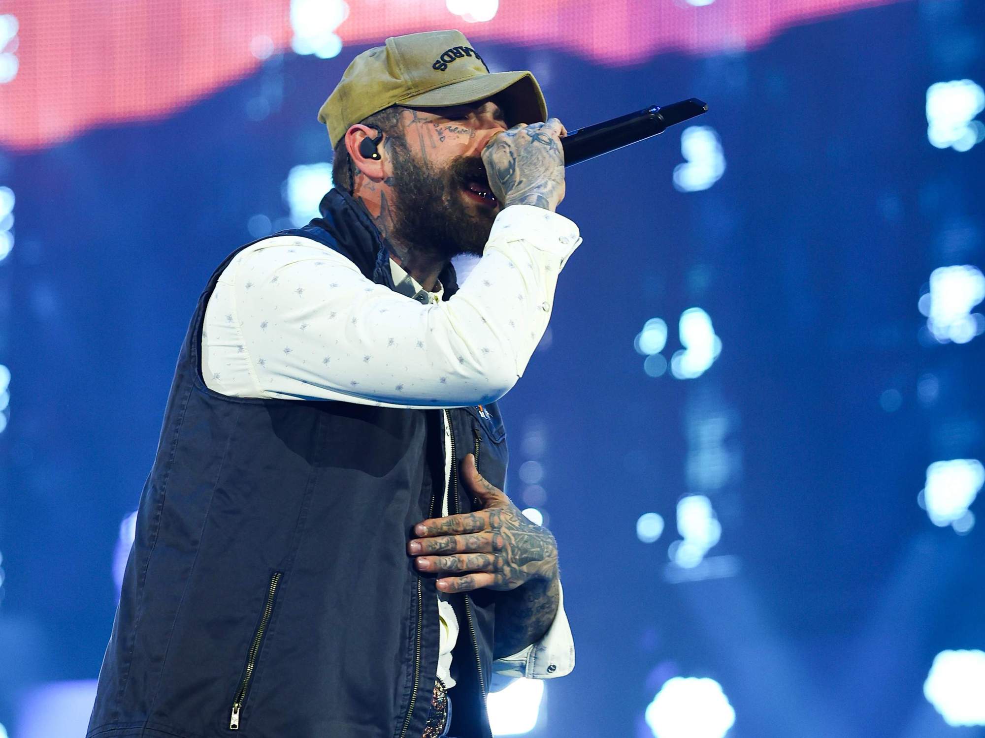 Post Malone's road show lifts up RodeoHouston with heart and soul ...