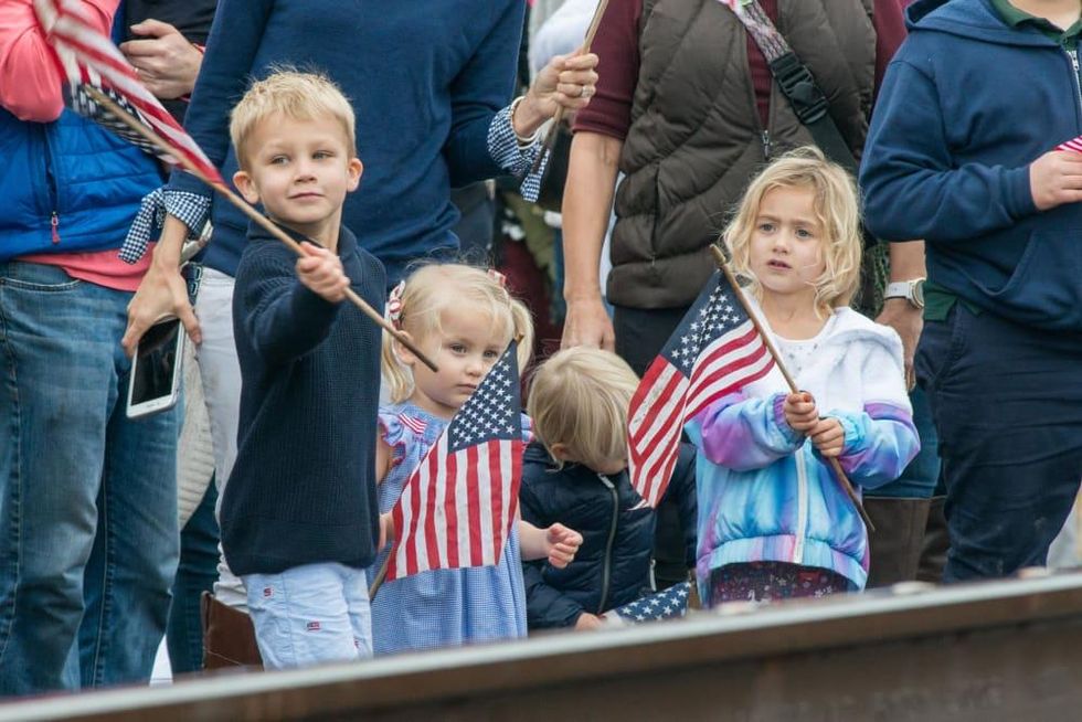 President Bush train 4141 procession Spring