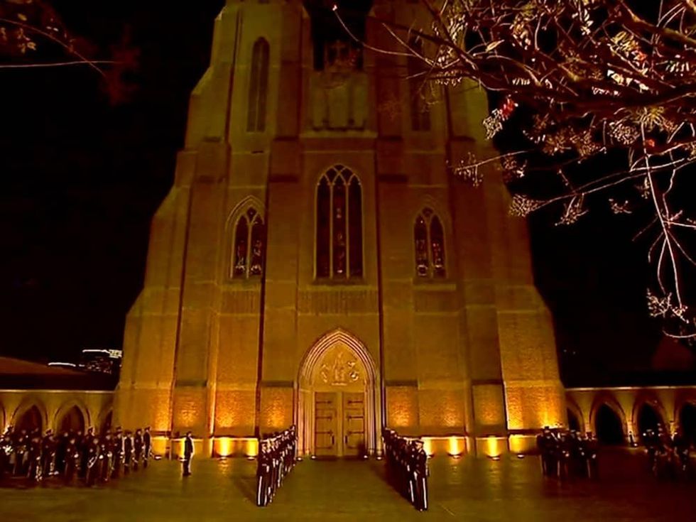 President George HW Bush St martin's church public visitation exterior