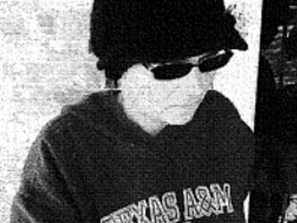 Presley "Rhonda" Gridley psychic on surveillance camera