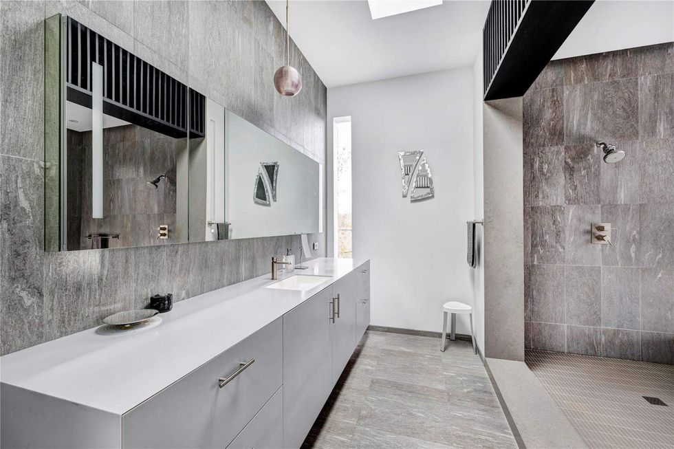 Primary suite bathroom at 1531 Milford Street