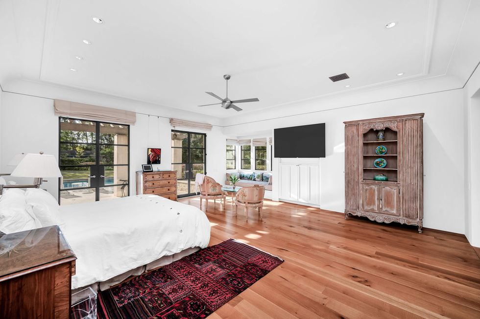 Primary suite of 119 Carnarvon Drive