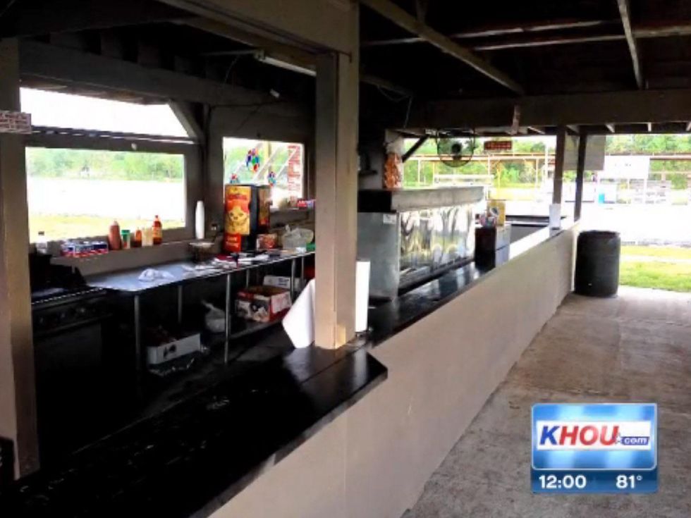 Rancho El Herradero Training Center track concessions stand