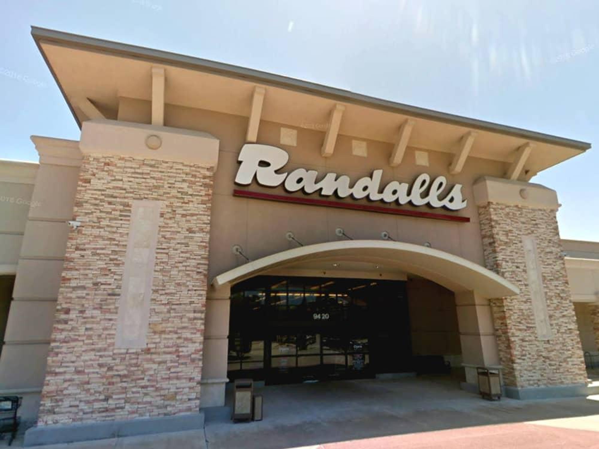 Randalls store exterior