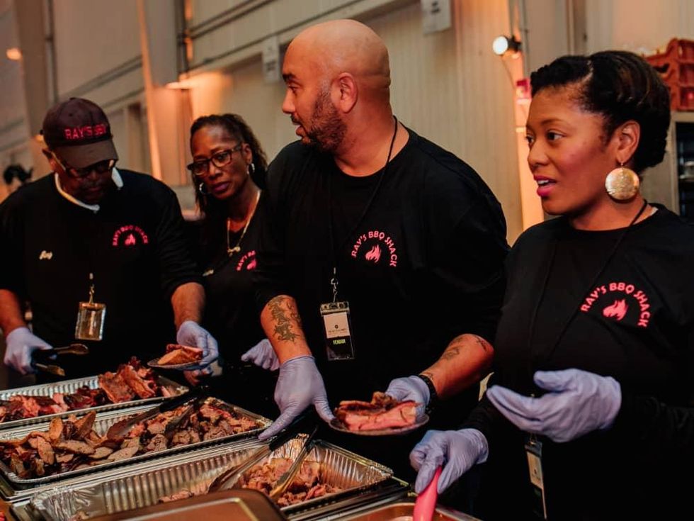 Ray's barbecue at Big Texas Party