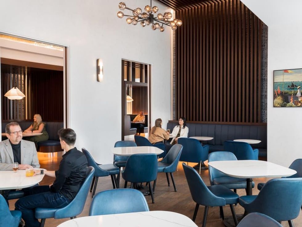 Real Agave bar lounge seating