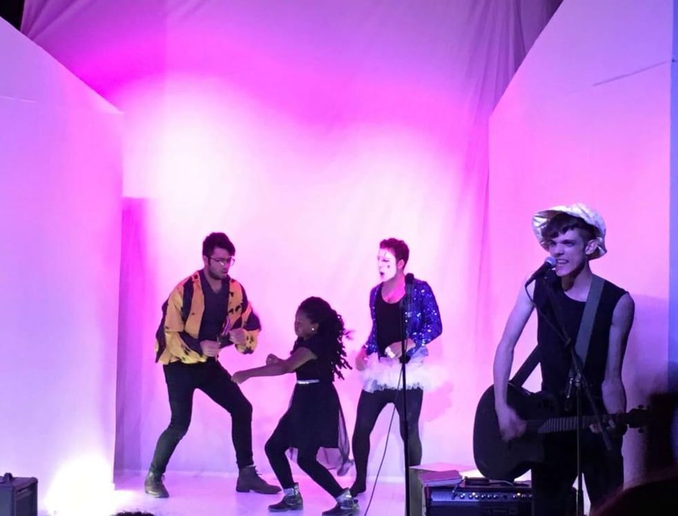 Rec Room: Dead Rock Star Sing-a-Long