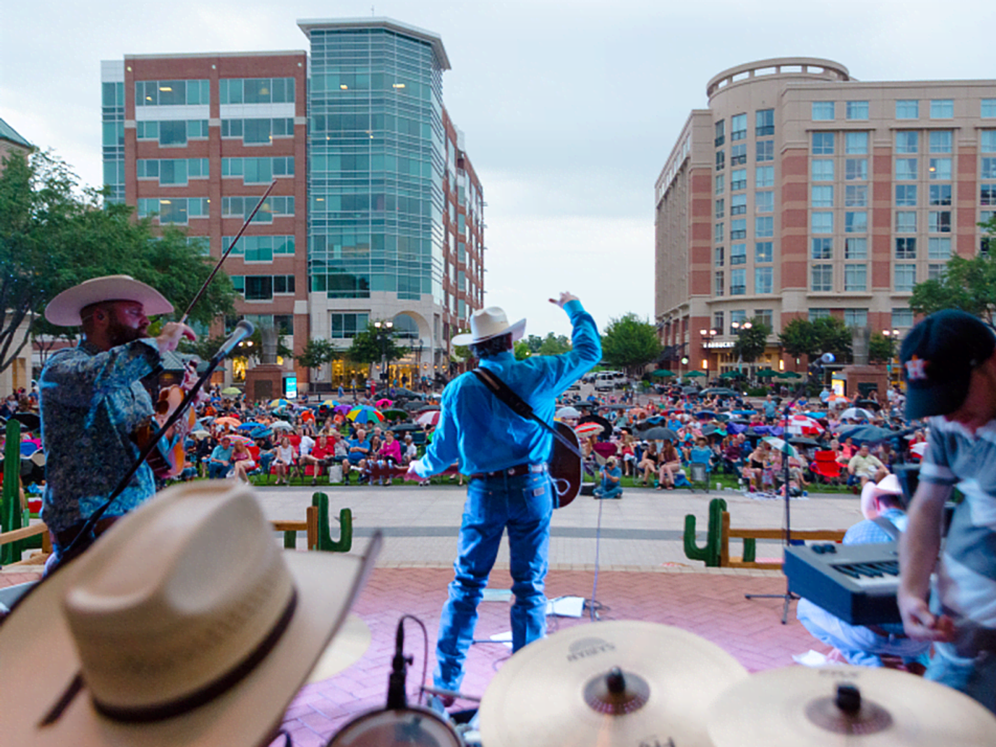 Red, White, Blues & Brews