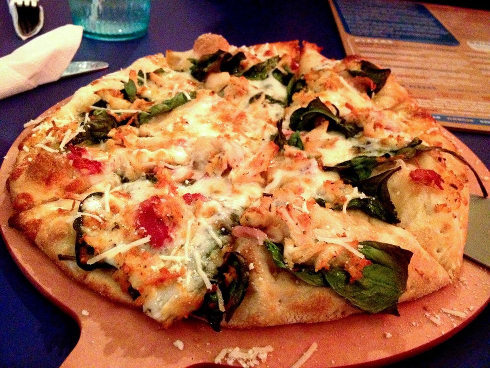 Reginelli's, February 2013, Saltimbocca, a signature pizza with prosciutto, chicken, spinach and lemon