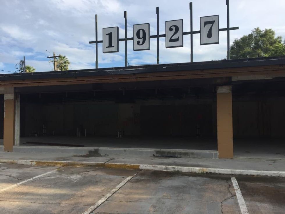 Riel Restaurant exterior shell