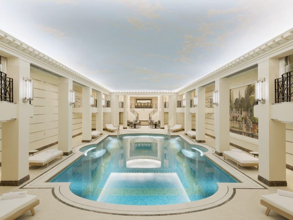 Ritz Hotel Paris, June 2016 swimming pool