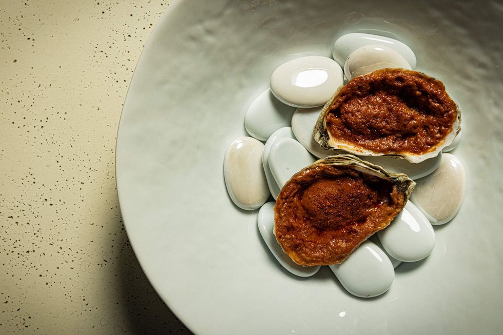 Roasted oyster tikka at kitchen rumors