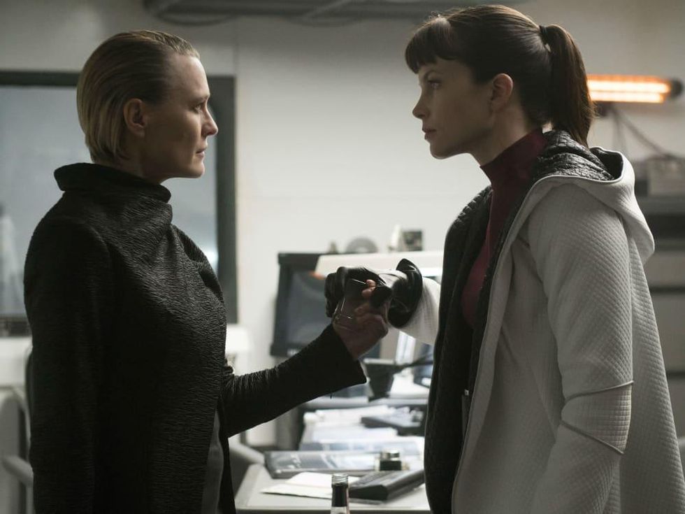 Robin Wright and Sylvia Hoeks in Blade Runner 2049