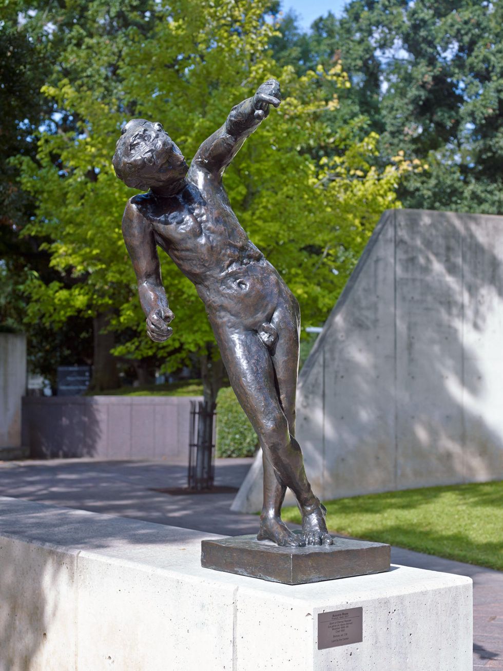 Rodin le g\u00e9nie du r\u00e9pos \u00e9ternel sculpture at Museum of Fine Arts, Houston