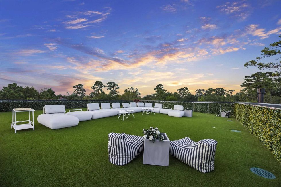 Rooftop lounge of 11095 Memorial Drive