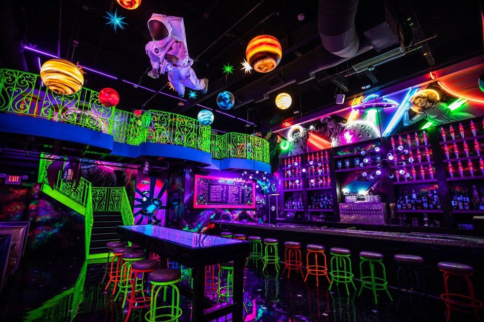 Roswell's Saloon Houston