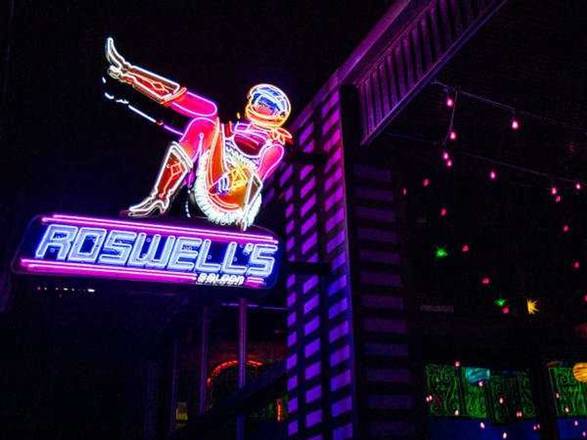 Roswell's Saloon Houston