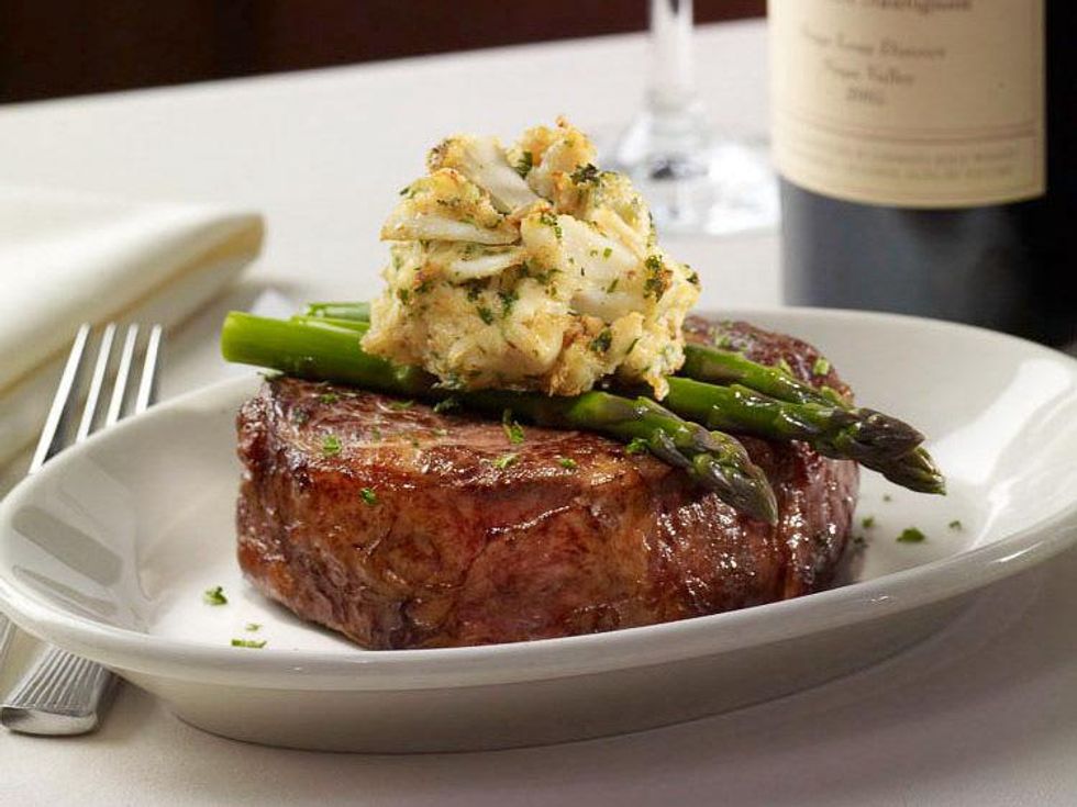 Ruth's Chris joins the Westheimer steakhouse corridor and the new digs ...