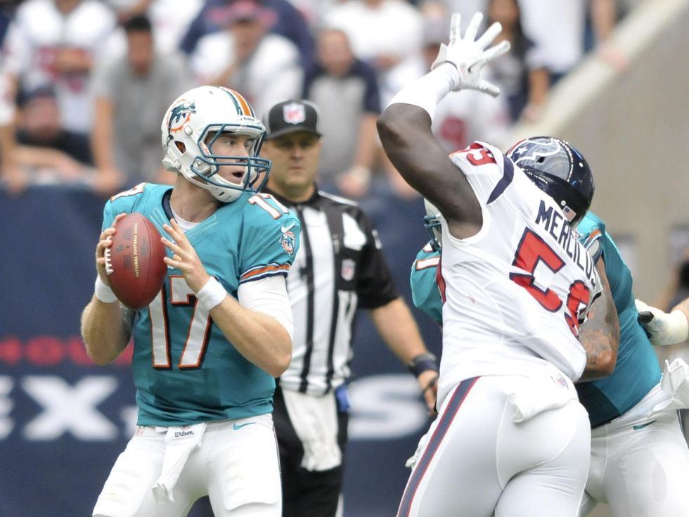Ryan Tannehill Texans pressure