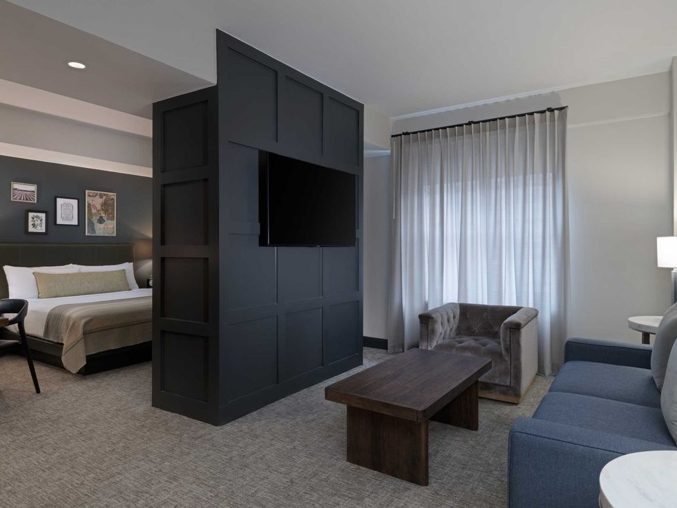 Sam Houston hotel bedroom