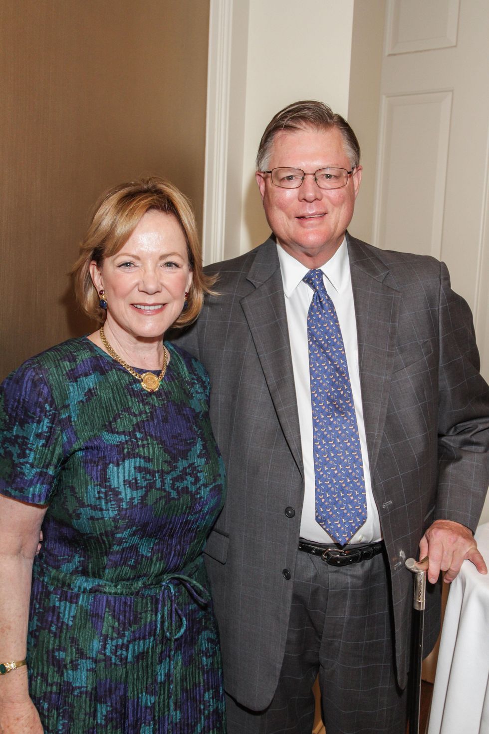 Sarita and Bob Hixon at the Hospice Spirit Award dinner October 2014