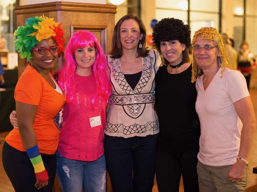 Scrabble in the City, Jolea Payne; Karina Romero; Melanie Fisk; Sarah Walters-Aramburo; Monica Pope;