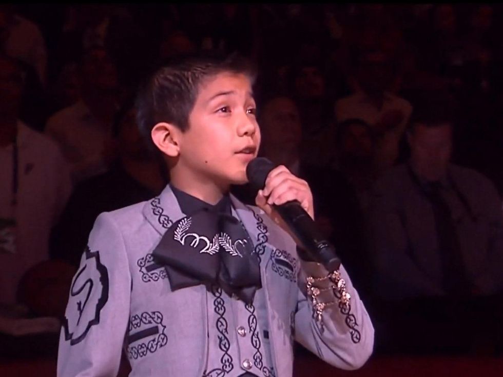 Sebastien De La Cruz singing National Anthem at Spurs Heat game June 2013