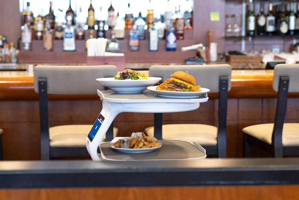 Servi robot University of Houston Eric's Restaurant Hilton College