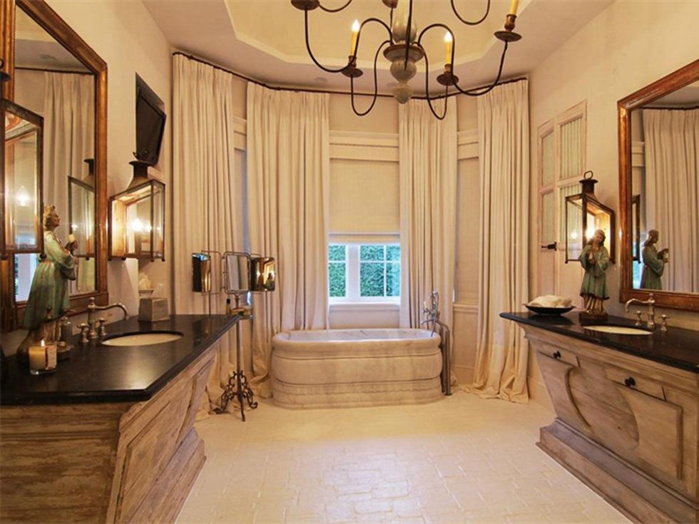 Shane Reynolds mansion for sale Sugar Land July 2013