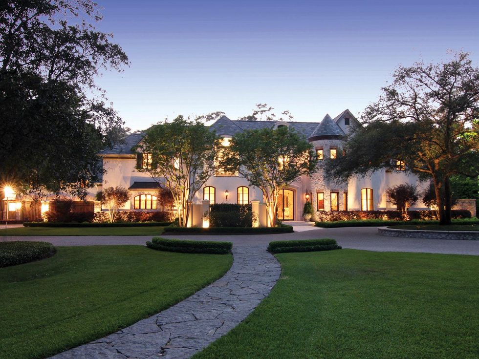 Shelby, On the Market, 405 Timberwilde Lane, December 2012