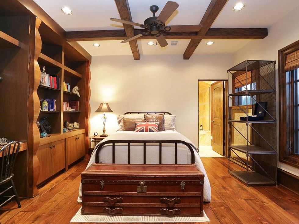 Shelby On the Market July 2013 3406 Greenbriar bedroom