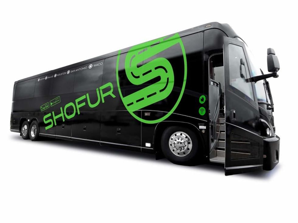 Shofur bus exterior