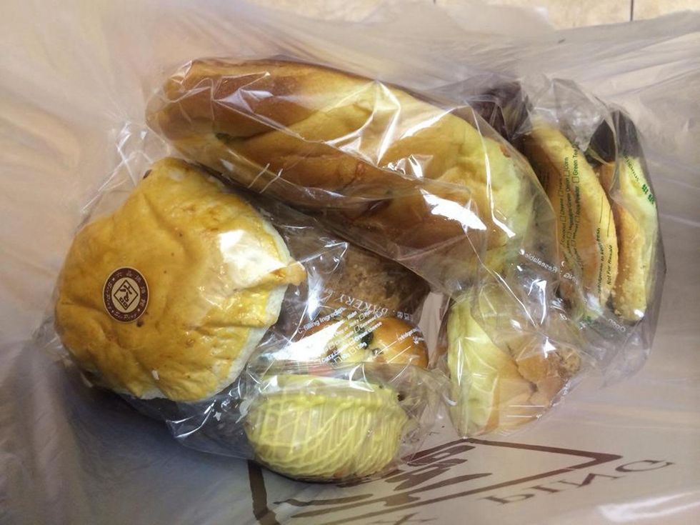 Six Ping Bakery Houston breads