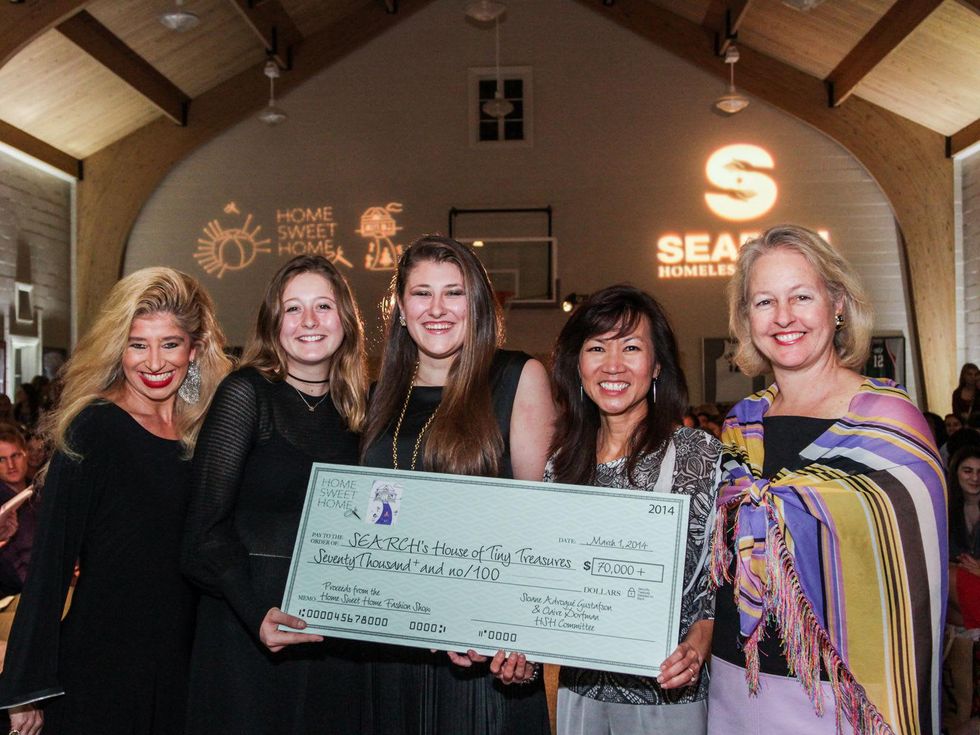 Sofia Adrogue\u2019, from left, Claire Dorfman, Sloane Adrogue\u2019 Gustafson, Thao Costis and Laurie Dorfman at the SEARCH fashion event March 2014