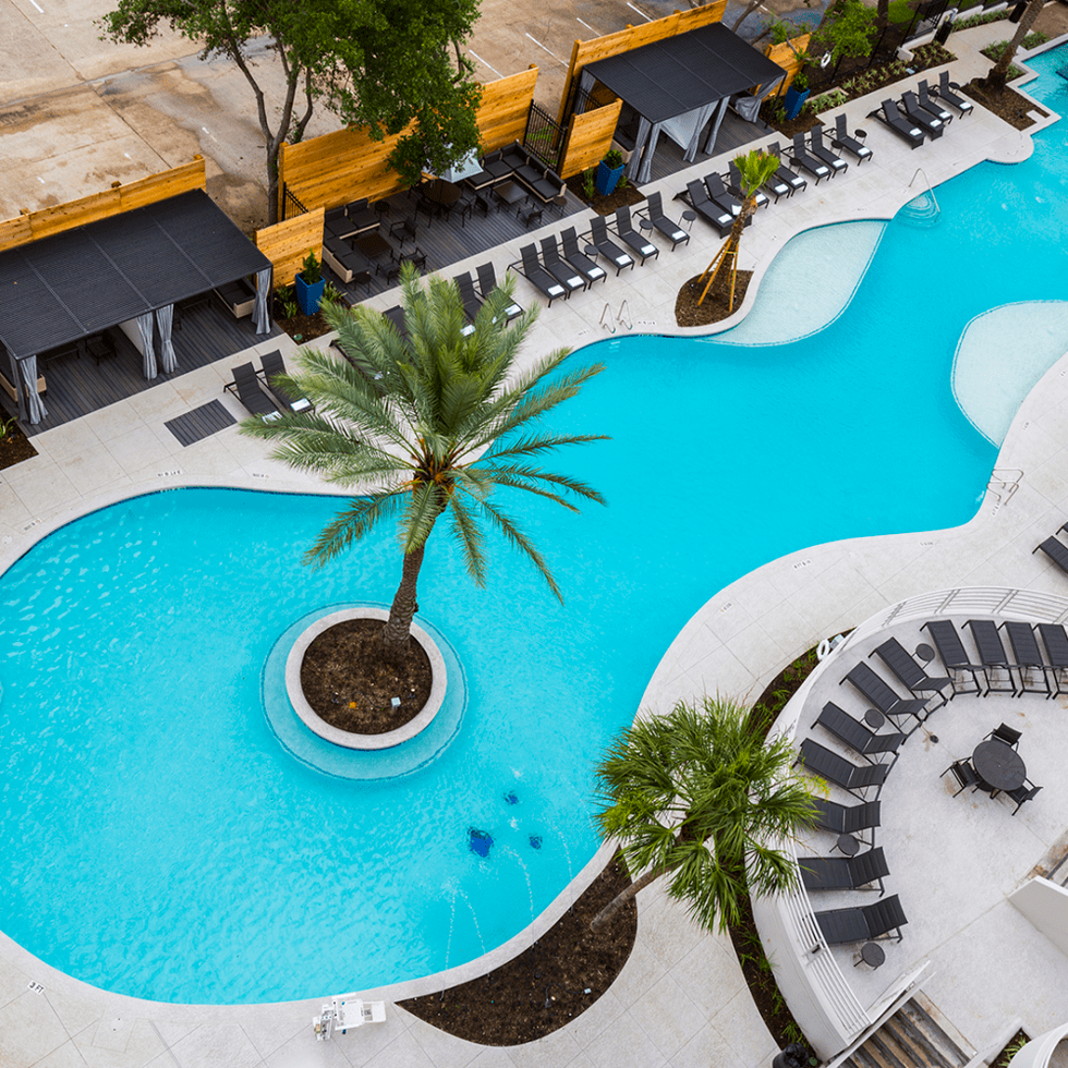 South Shore Harbour Resort pool