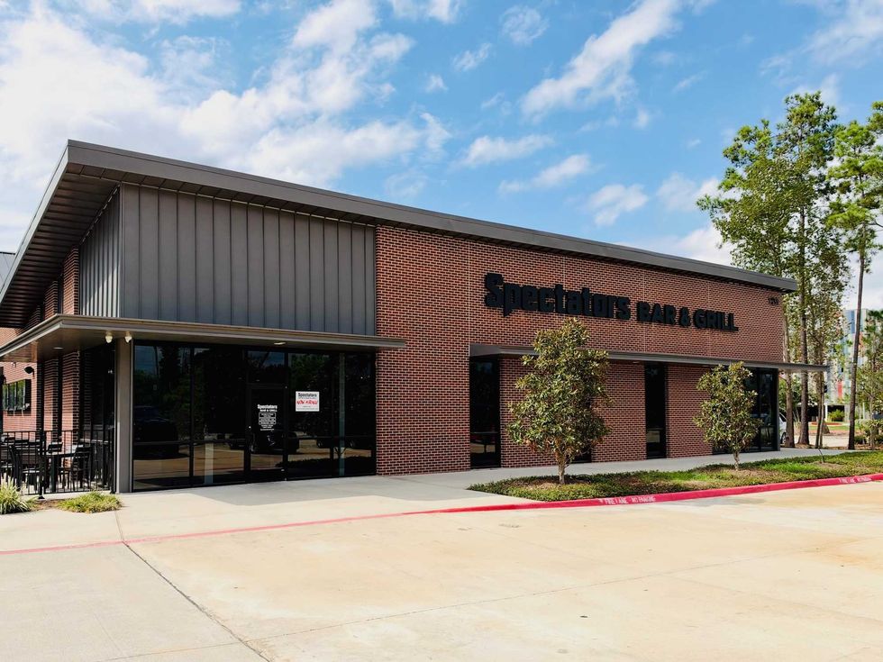 Spectator's Bar and Grill Conroe exterior