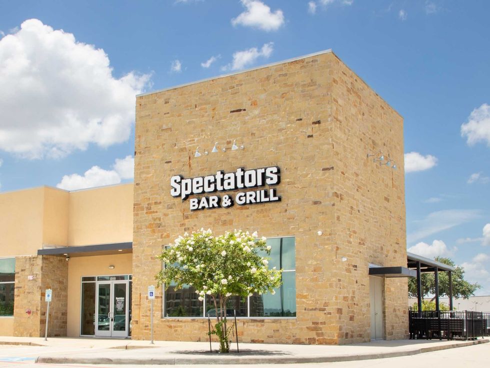 Spectators Bar & Grill Katy