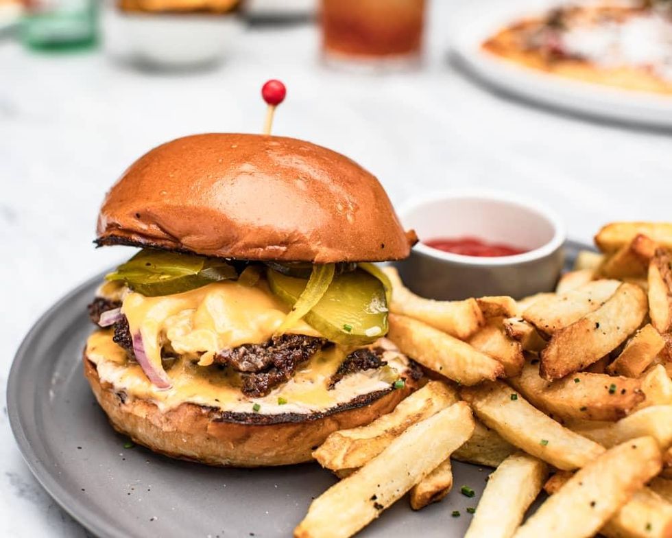 Sporting Club burger