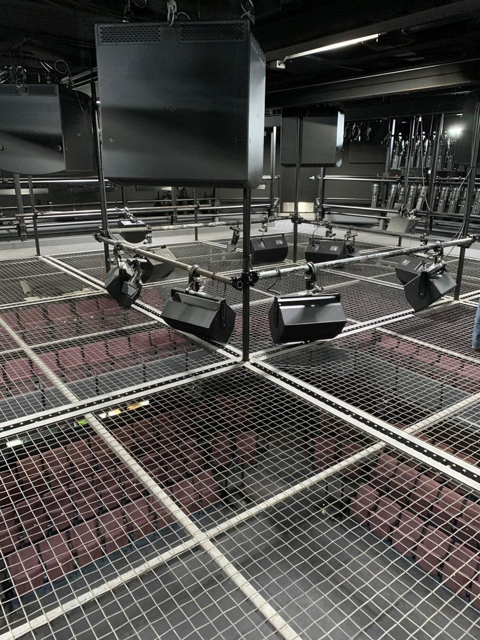 Stages Gordy: Smith Stage technical level 2