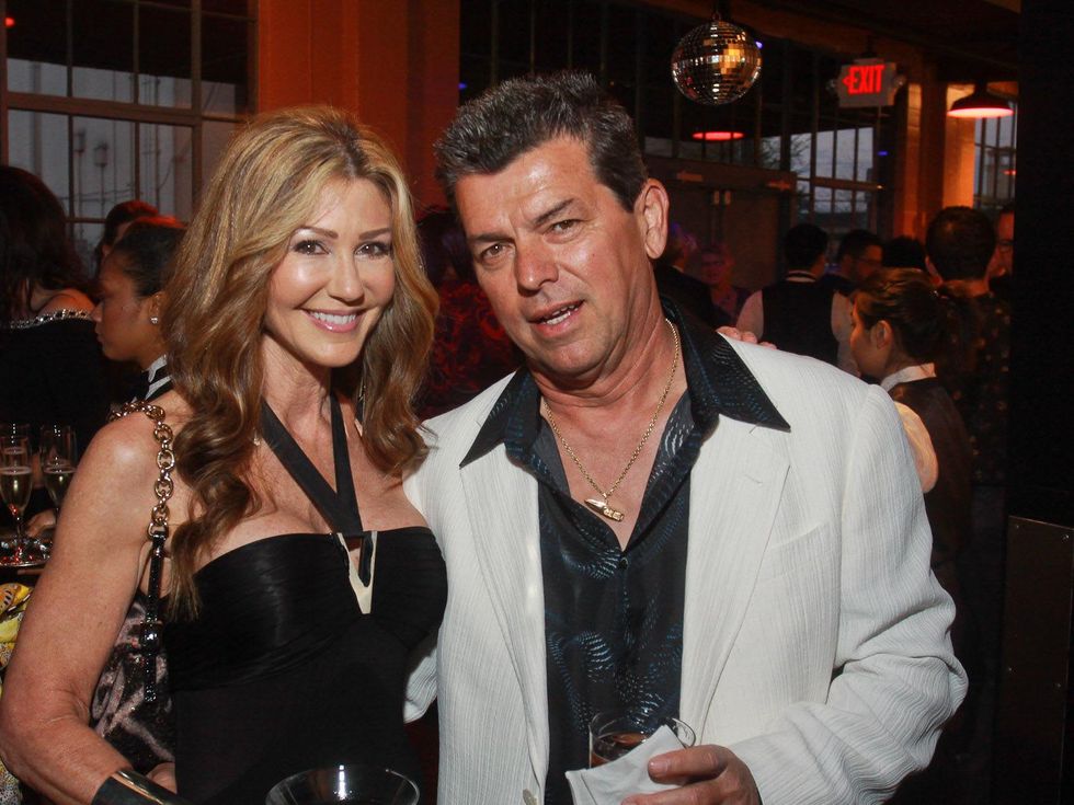 A Glam 1970s Party Draws John Travolta, Olivia Newton-john And White 