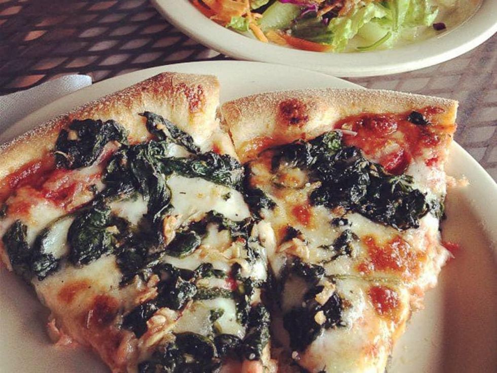 Star Pizza Houston, pizza, salad